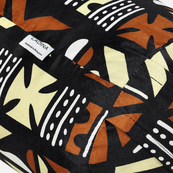 Load image into Gallery viewer, Zola - Yoga Bolster