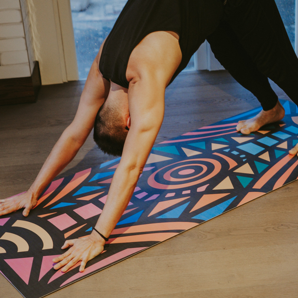 Load image into Gallery viewer, Courbe D'Energy- Sustainable Yoga Mat
