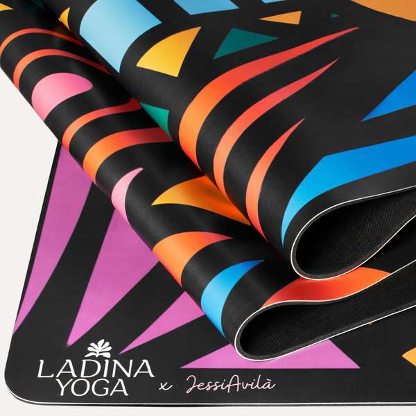 Load image into Gallery viewer, Courbe D'Energy- Sustainable Yoga Mat