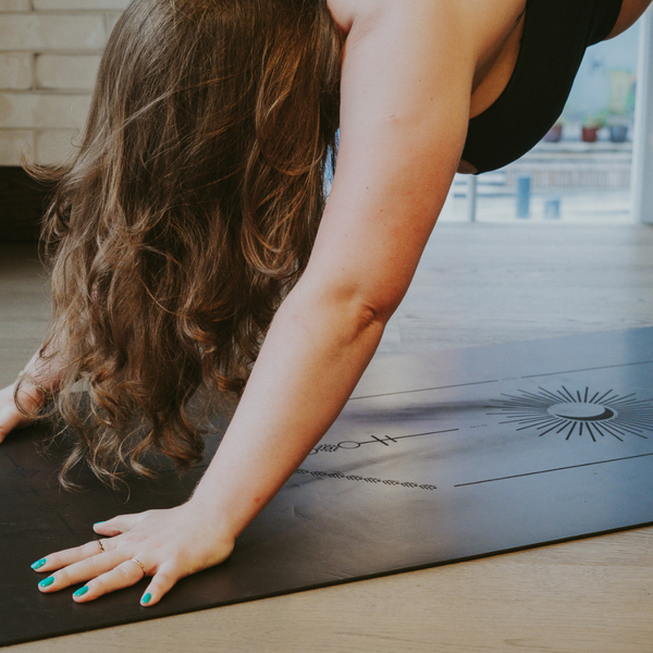 Load image into Gallery viewer, Warrior Black - Sustainable Yoga Mat
